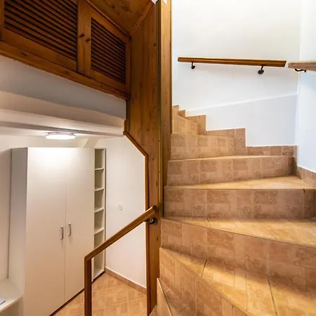 Apartman Kos****