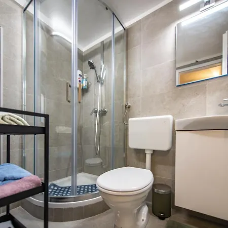 Kos**** Apartman