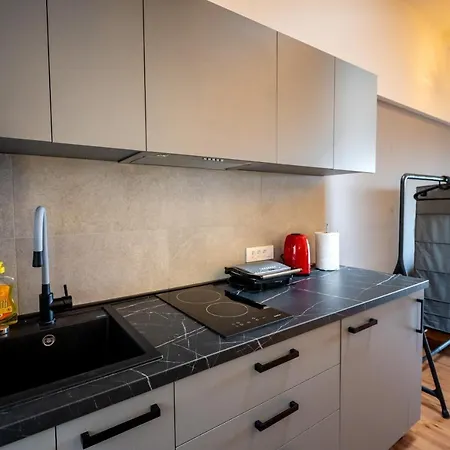 Kos**** Apartman Abbázia